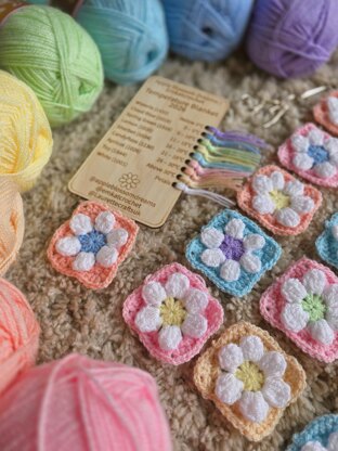 A Year in Flowers Temperature Blanket