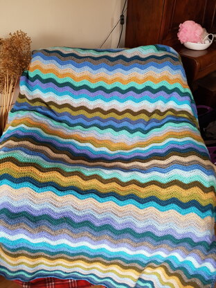 Coastal Ripple Blanket