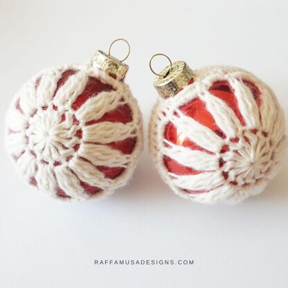 Lace Christmas Baubles