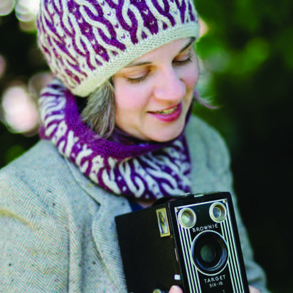 Pentucket Hat & Cowl  in Juniper Moon Farm Herriot - Downloadable PDF