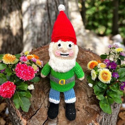 Norbot Robot Gnome choc orange cover / toy - knitting pattern