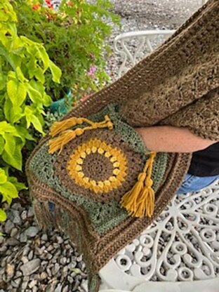 Sunflower Pocket Shawl