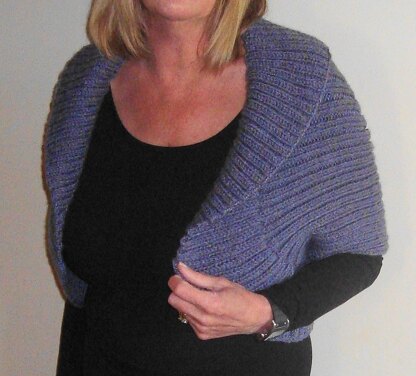 Aran Shrug Knitting Pattern