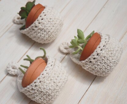 Crochet Hanging Basket