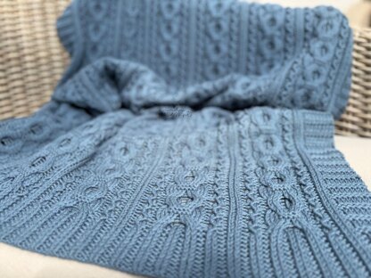 Twist & Cuddle Baby Blanket