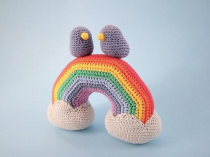 Rainbow and Lovebirds Amigurumi