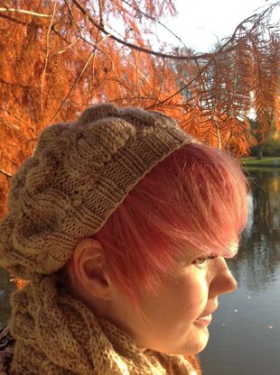 Diminishing Bubble Beret