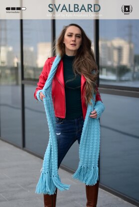 Svalbard knit super scarf with fringe