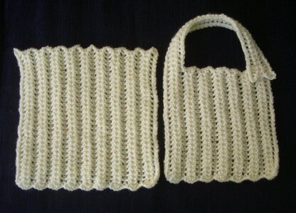 Lacy rib bib and washcloth in 8ply/DK yarn - Lily