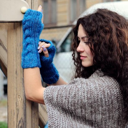 Jessa cable knit fingerless mitts