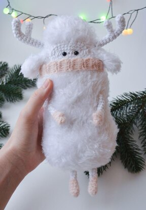 Yeti plush crochet toy pattern