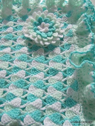 Baby Blanket Curly Border With Aster Flower