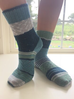 Beach Chair Socks No. 5 "Tidal Pool"