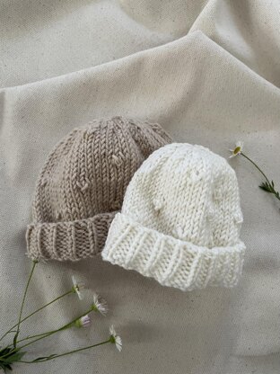 Rosebud Newborn Baby Hat BJ511