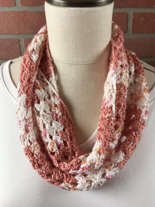 The EASY Ripple Granny Square Scarf