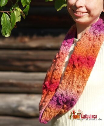 Sunny Berries Cowl