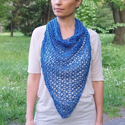 Diamond flower shawl