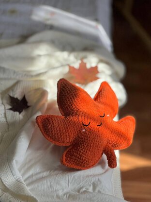 Maple Leaf pillow