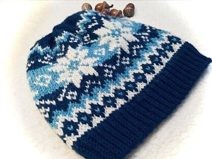 Graphic Selbu Knit Hat