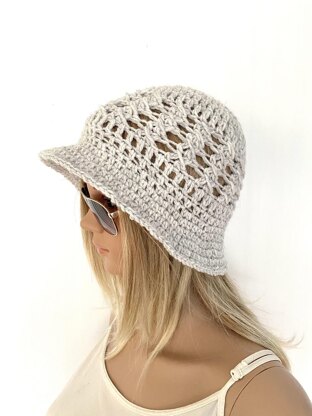 Lace Cloche