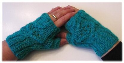 K758-Winter-be-Gone Fingerless Gloves