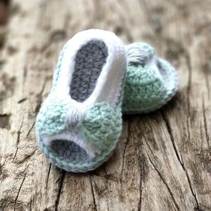 Peep toe baby sandal - baby bootie pattern