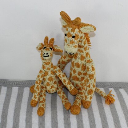 Cute Mother and Baby Giraffe Toys