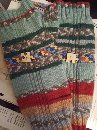 Fingerless mittens for Autism