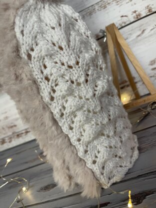 Elegant Lady Bottle Cover and Hat Knitting Pattern