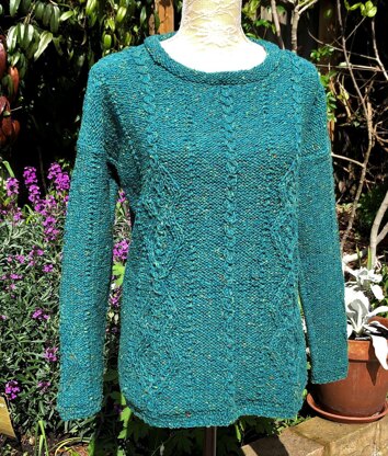 Cabled Diamond Patterned Sweater