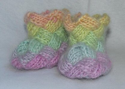 Entrelac Bootees