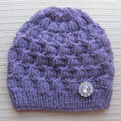 Purple Lady's Hat in a Textured Stitch - knitting pattern