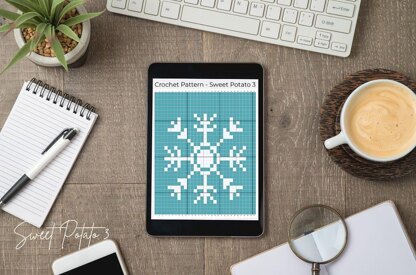 Winter Snowflake Table Runner