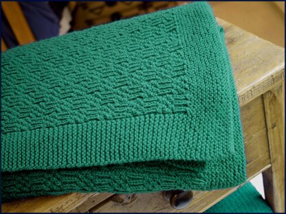Kingsfold Dorm Room Throw