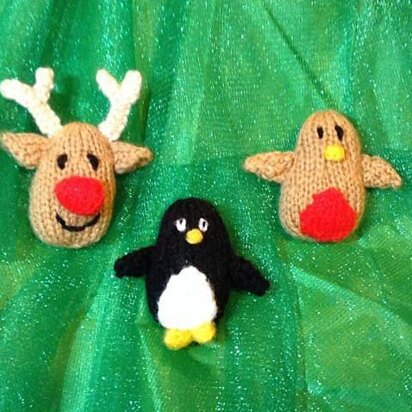 Christmas Reindeer, Robin Badges / Brooches