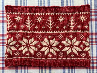 Hygge Holidays Cowl