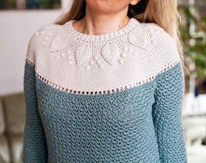 Ladies Harvest Sweater