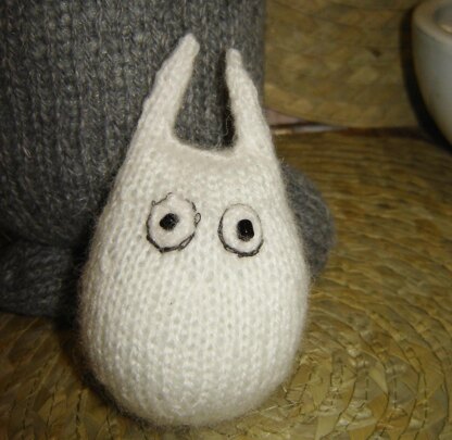 Knitting Pattern -Knit a Totoro with baby