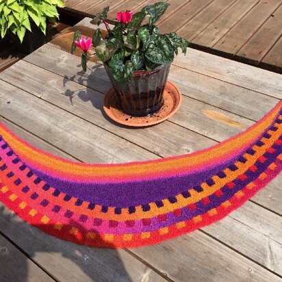 Mitred Edge Shawl - knitting pattern