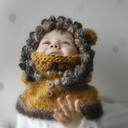 Leon lion hooded cowl