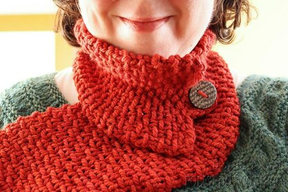 Luxurious Loom-Knit Neckwarmer