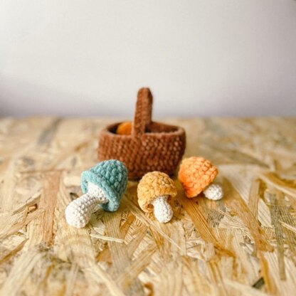 3 sizes of mushrooms crochet pattern, basket of mushrooms PDF