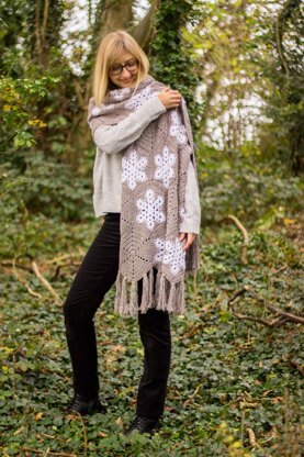 Stellar snowflake scarf