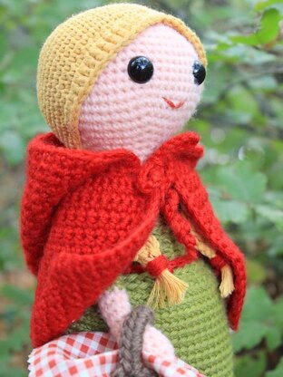 Red Riding Hood amigurumi doll