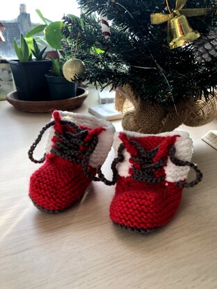 Christmas Bootees