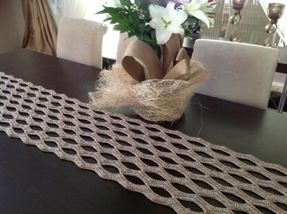 Table Runner N 136