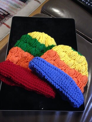 Children's Multicolour Cloche hats
