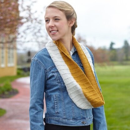 Valley Yarns 709 Petra Cowl (Free)