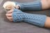 Alternating Rib & Twist Cable Mitts