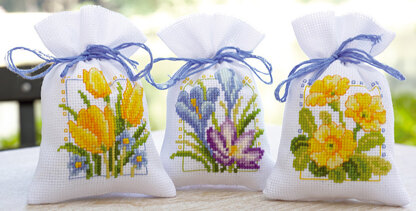 Spring Into Stitching Kit in a Bag